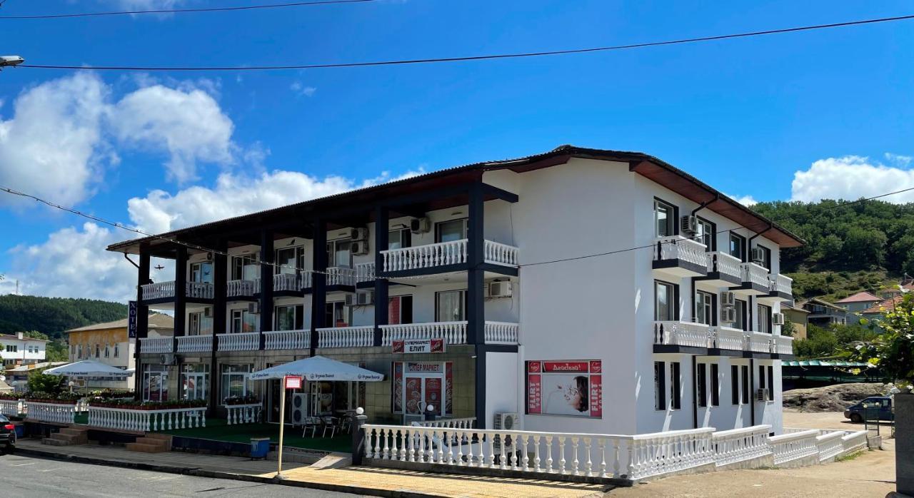 Hotel Elit Kirkovo  Exterior foto