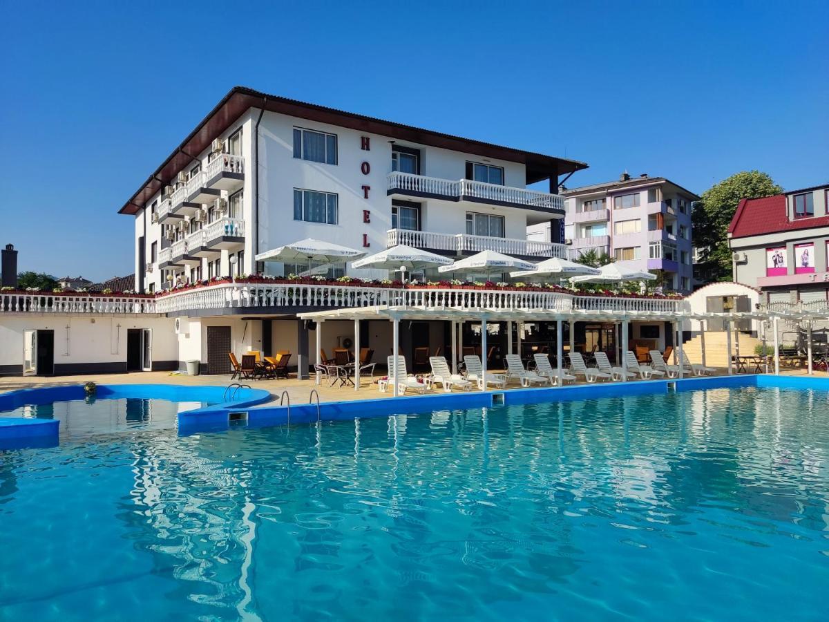 Hotel Elit Kirkovo  Exterior foto