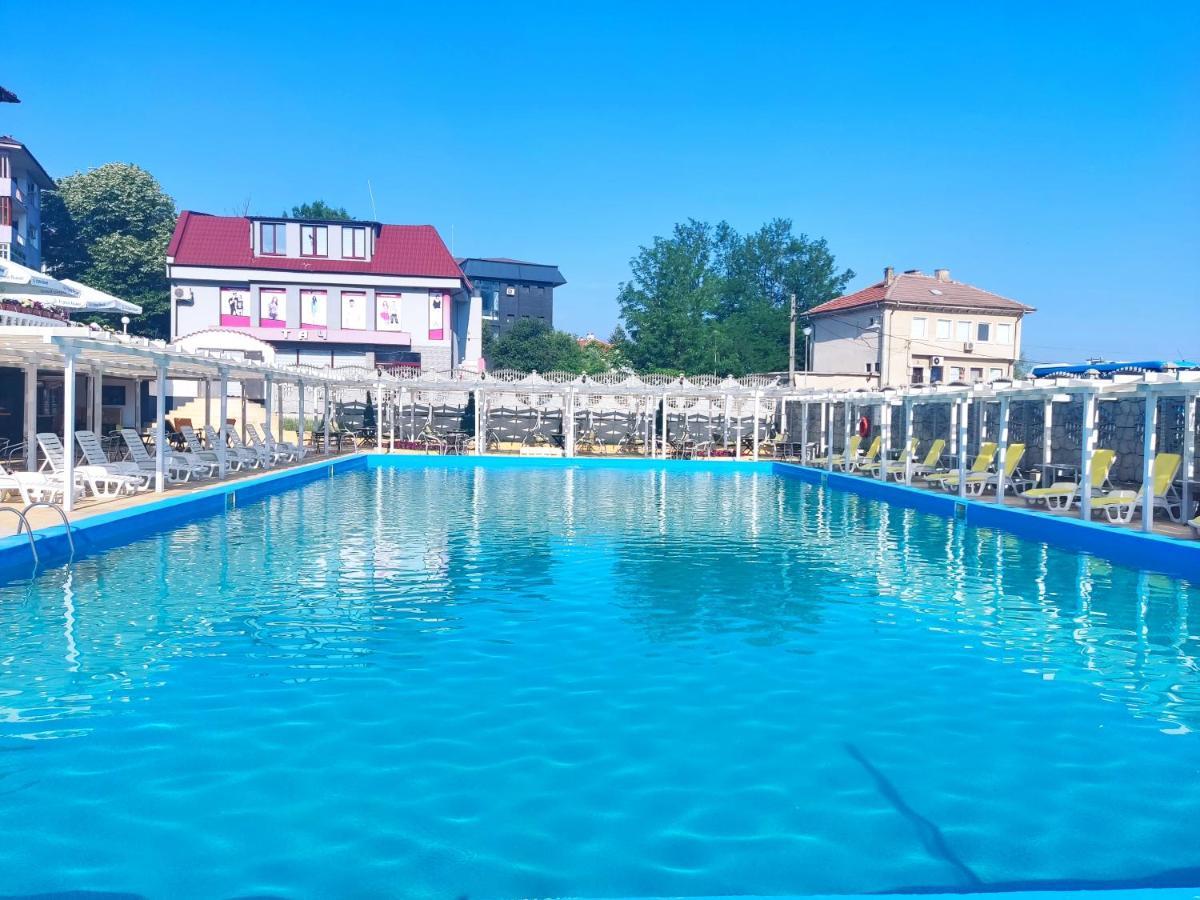 Hotel Elit Kirkovo  Exterior foto